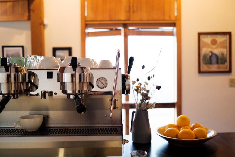 Cat Mountain Solo (Venue: Crisol Bar)